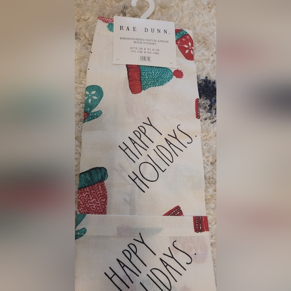 Rae Dunn Christmas HAPPY HOLIDAY Kitchen Apron w/ pocket Mittens - Picture 4 of 4